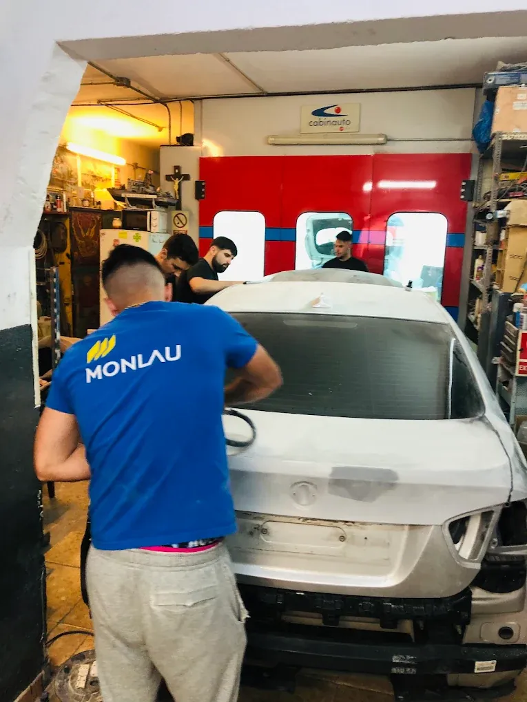 El equipo trabajando